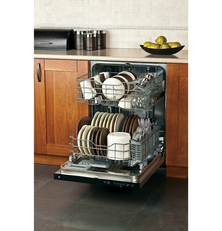 Built-In Dishwasher with Hidden Controls GDWT368VSS