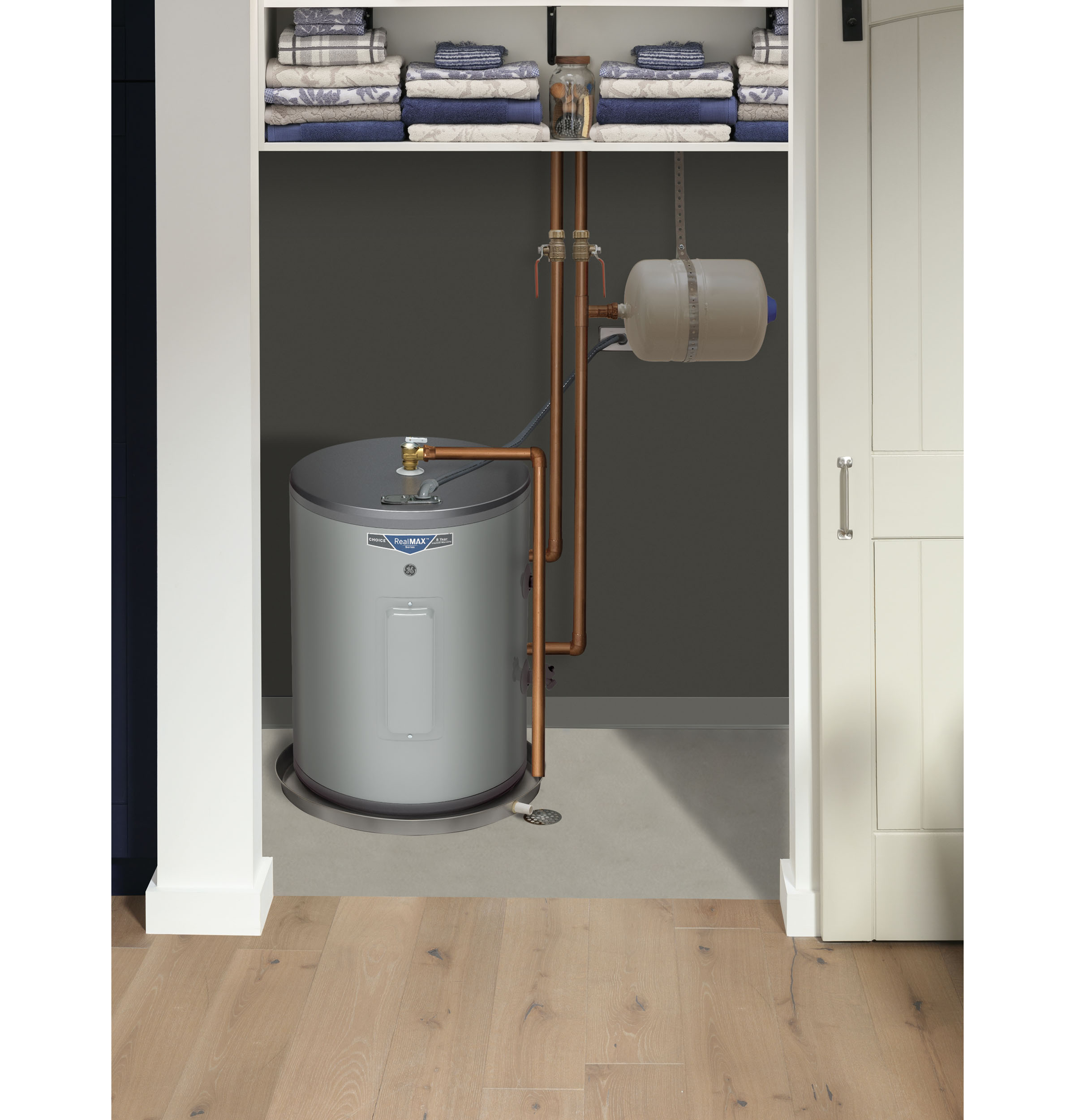 18 Gallon Electric Point of Use Water Heater GE20P08BAR