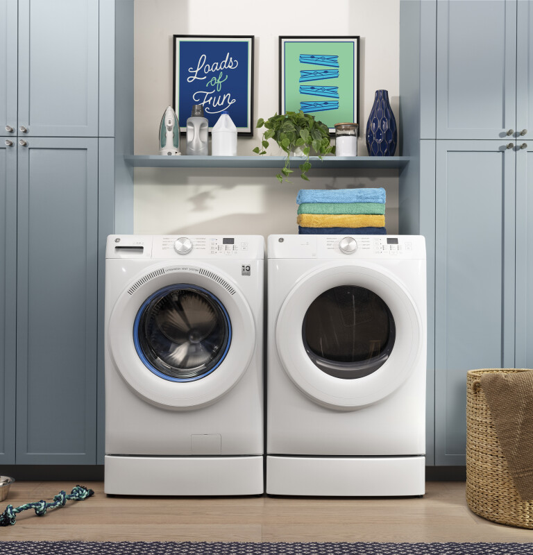 GE® ENERGY STAR® 7.8 cu. ft. Capacity Smart Front Load Gas Dryer GFD35GSSYWW