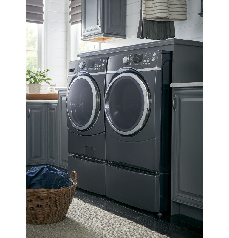 7.5 cu. ft. capacity Front Load electric dryer with steam GFD45ESPKDG