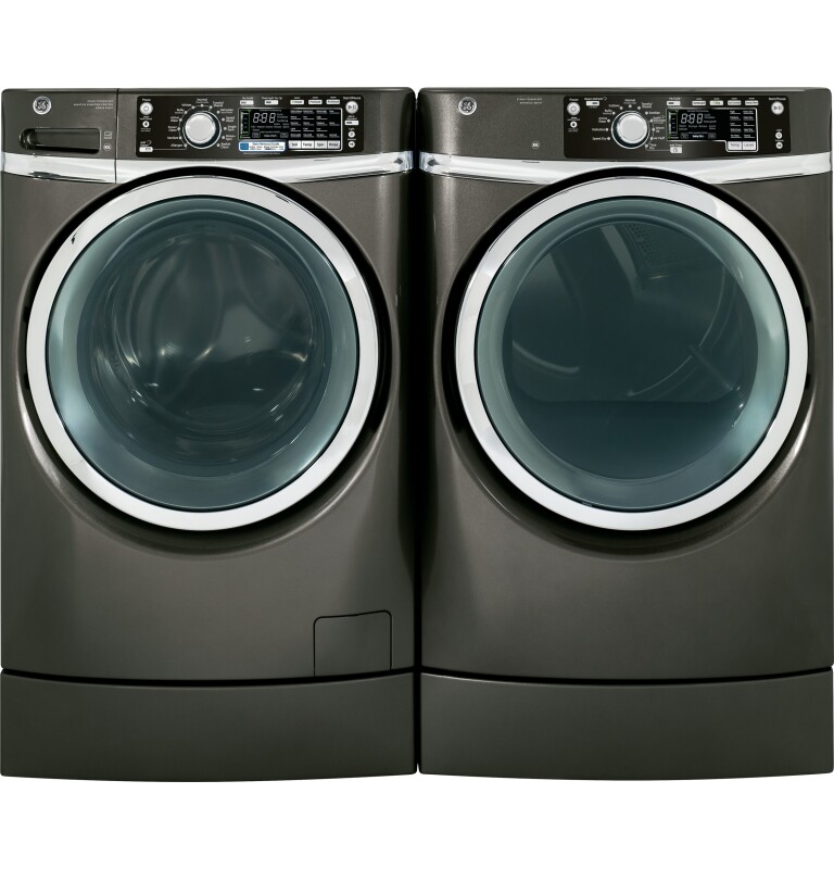 8.3 cu. ft. capacity RightHeight Design Front Load electric dryer with steam GFDR485EFMC