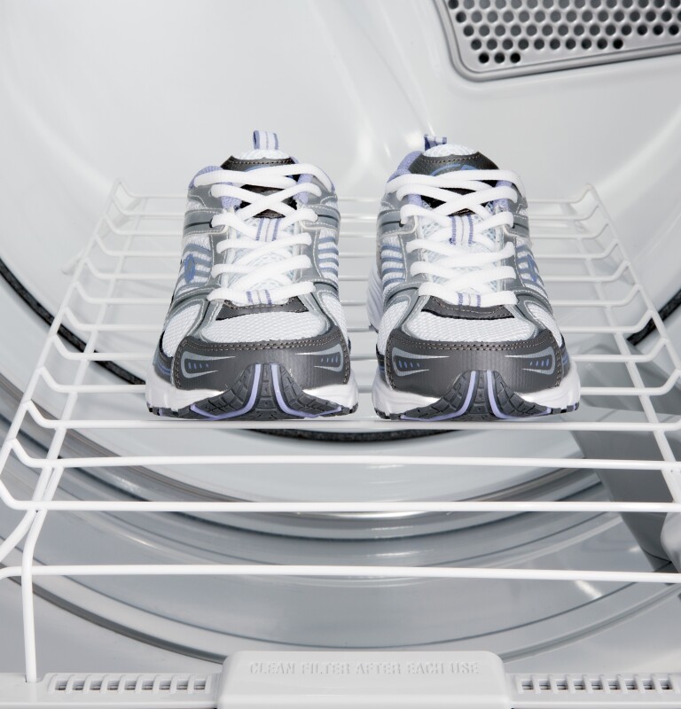 8.3 cu. ft. capacity RightHeight Design Front Load gas dryer with steam GFDR485GFRR