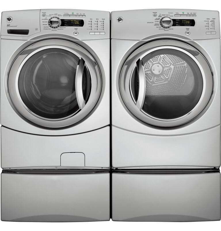 7.5 Cu.Ft. Capacity Gas Dryer with Steam GFDS355GLMS