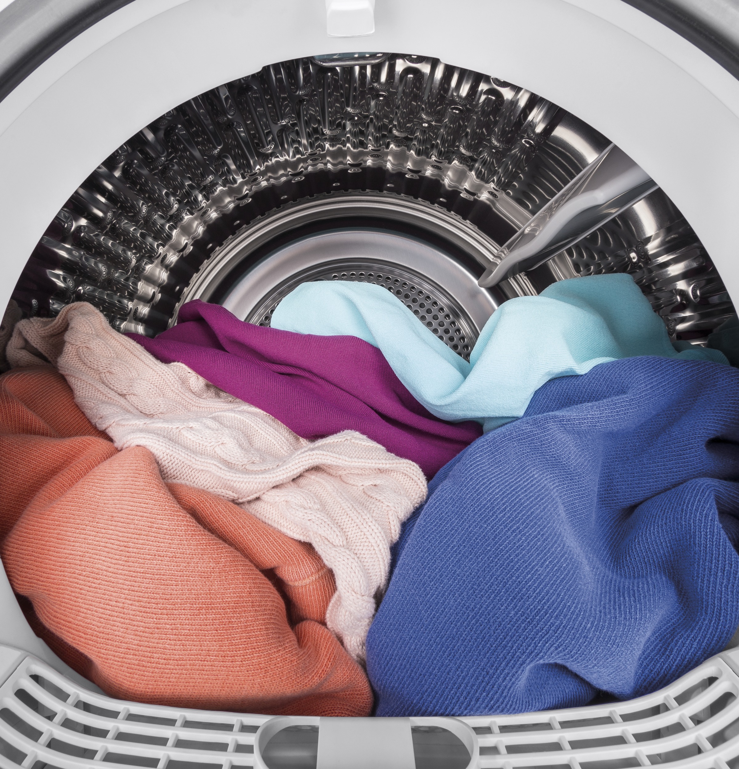 4.0 cu.ft. Capacity 24" Ventless Condenser Frontload Electric Dryer with Stainless Steel Basket GFT14ESSLWW