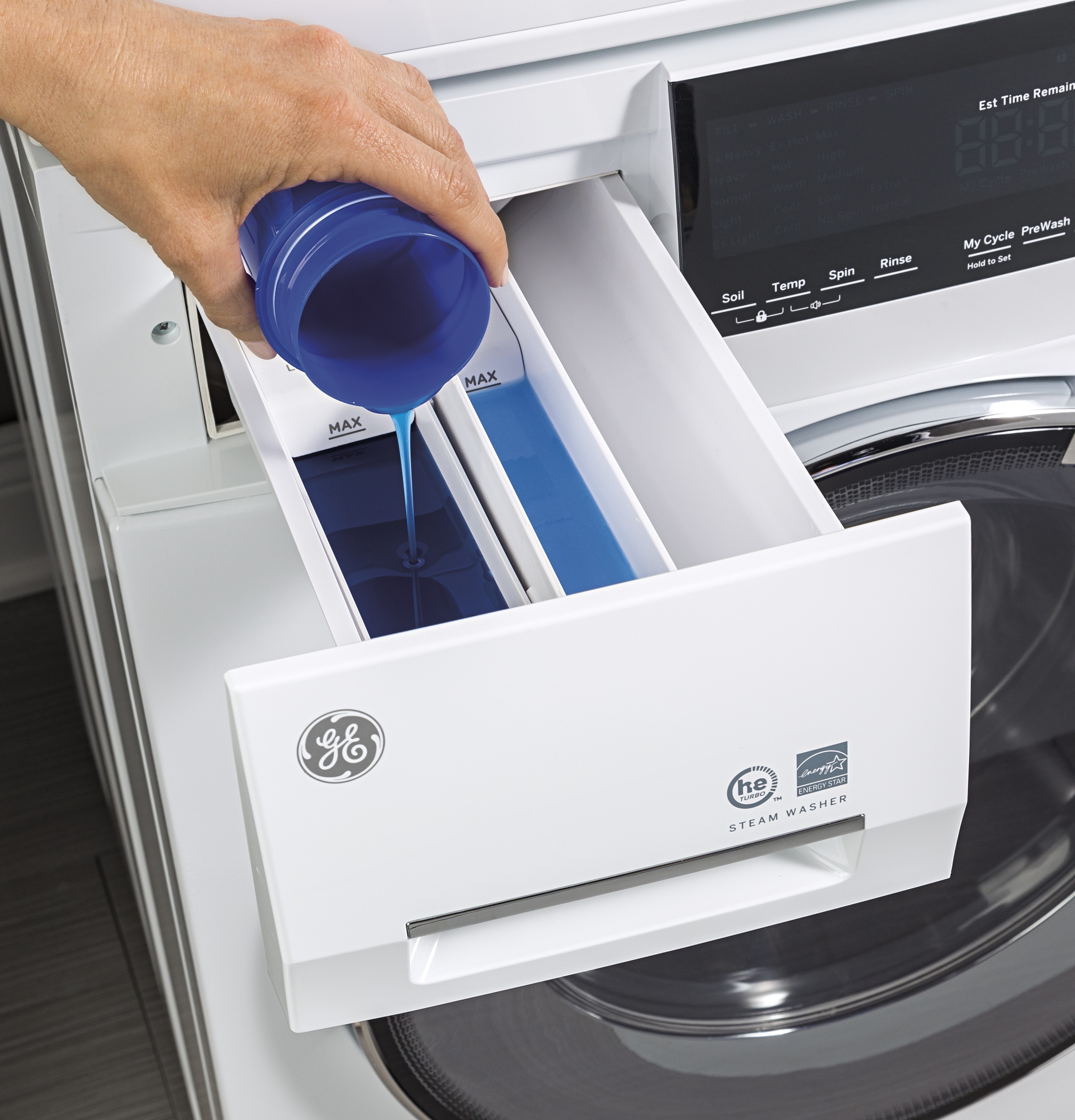 2.4 DOE cu. ft. Frontload Washer with Steam GFW148SSLWW