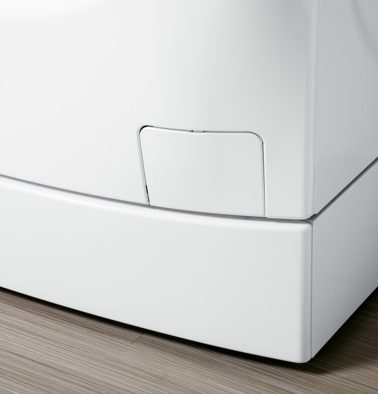 4.5 cu. ft. Capacity Front Load Washer with Steam GFW450SSMWW