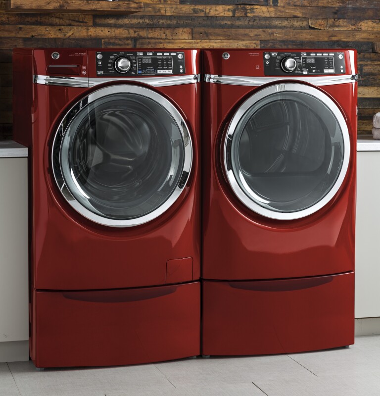 4.9 DOE cu. ft. Capacity Front Load Washer with Steam GFW480SPKRR