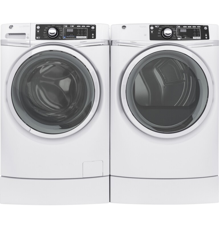 4.9 DOE cu. ft. Capacity RightHeight Front Load Washer with Steam GFW490RSKWW