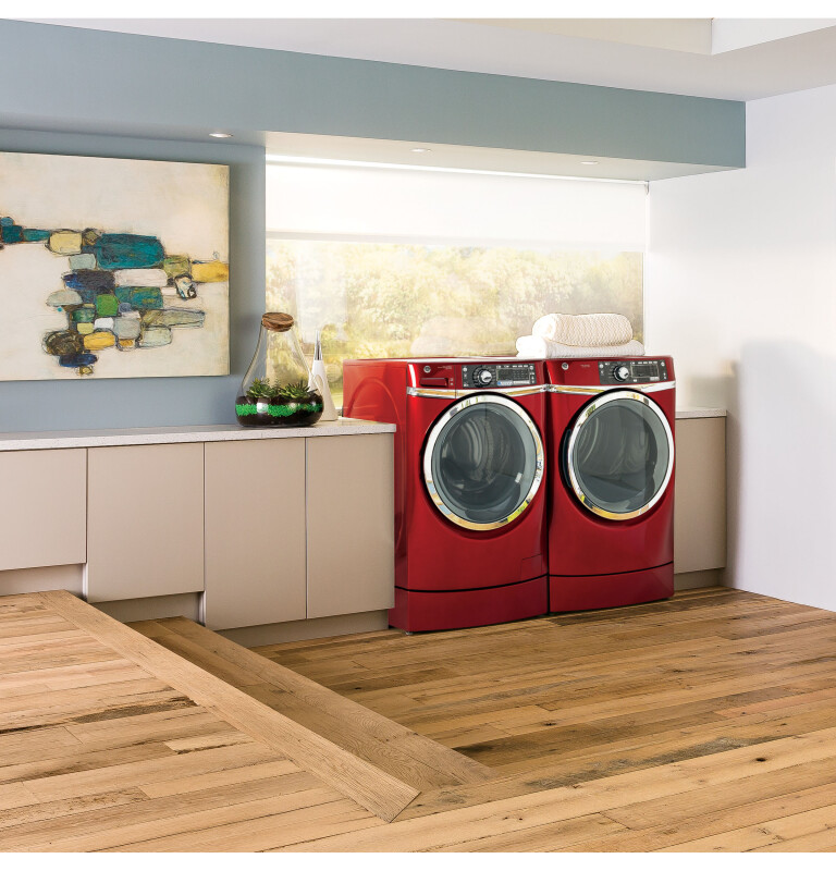 4.8 DOE cu. ft. capacity RightHeight Design Front Load washer GFWR4805FRR