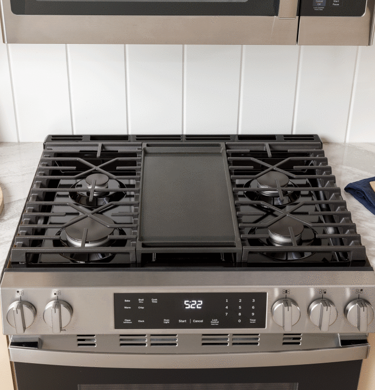 30" Free-Standing Gas Range with Crisp Mode GGF500PVES