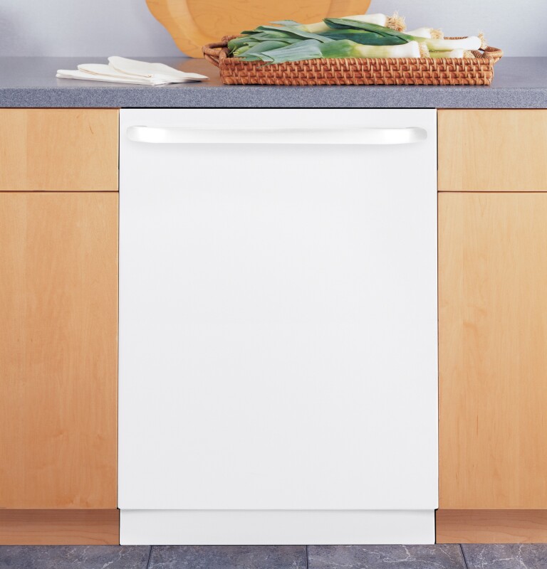 Built-In Dishwasher with Hidden Controls GLDT690JWW