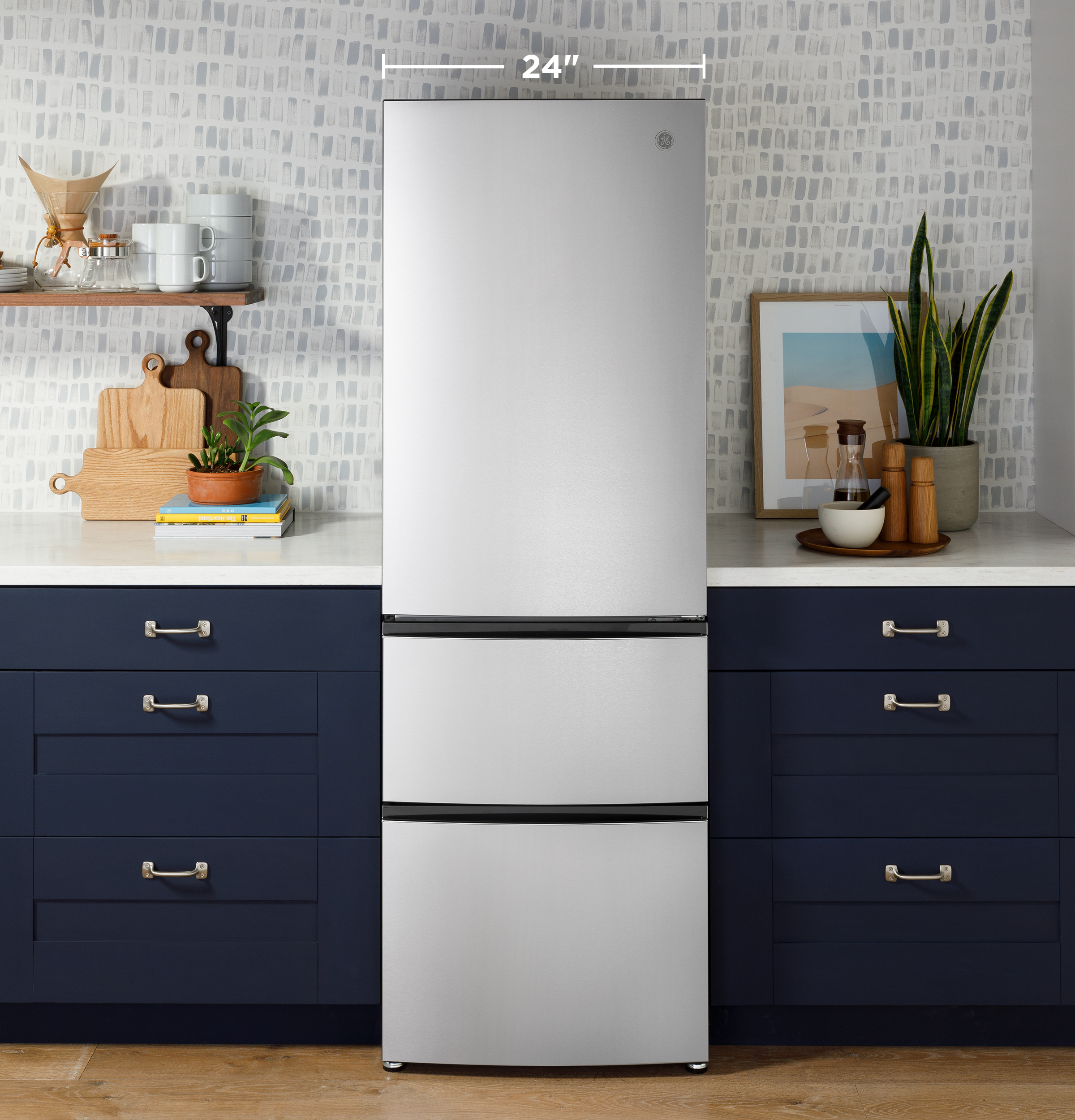 11.9 Cu. Ft. Bottom-Freezer Refrigerator GLE12HSPSS