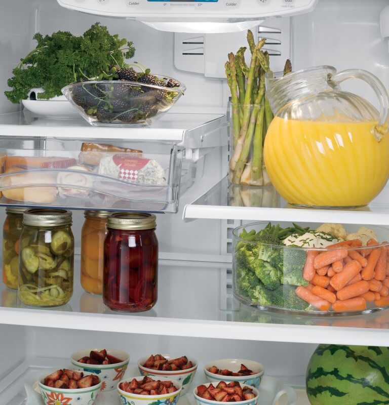 22.1 Cu. Ft. French-Door Refrigerator GNE22GGEBB
