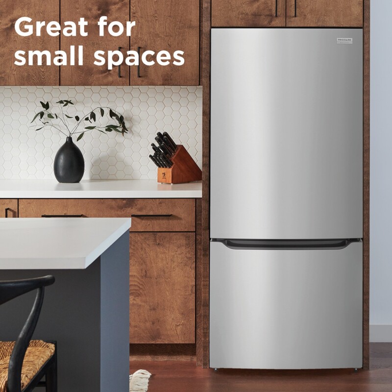 20 Cu. Ft. Standard-Depth Bottom Freezer Refrigerator GRBN2012AF