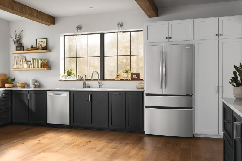 27 Cu. Ft. Standard-Depth 4-Door French Door Refrigerator GRMN2872AF