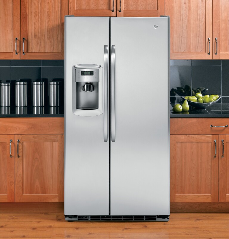 22.7 Cu. Ft. Side-By-Side Refrigerator with Dispenser GSCS3PGXSS