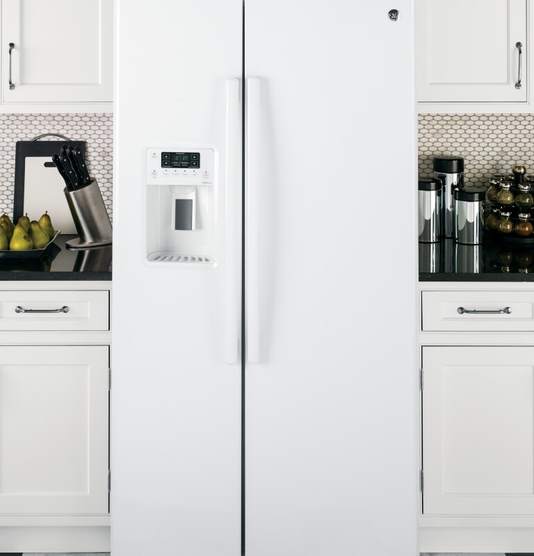 25.9 Cu. Ft. Side-By-Side Refrigerator GSE26HGEWW