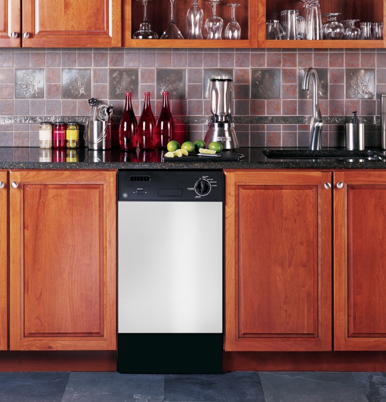 Spacemaker 18" Built-In Dishwasher GSM1860FSS