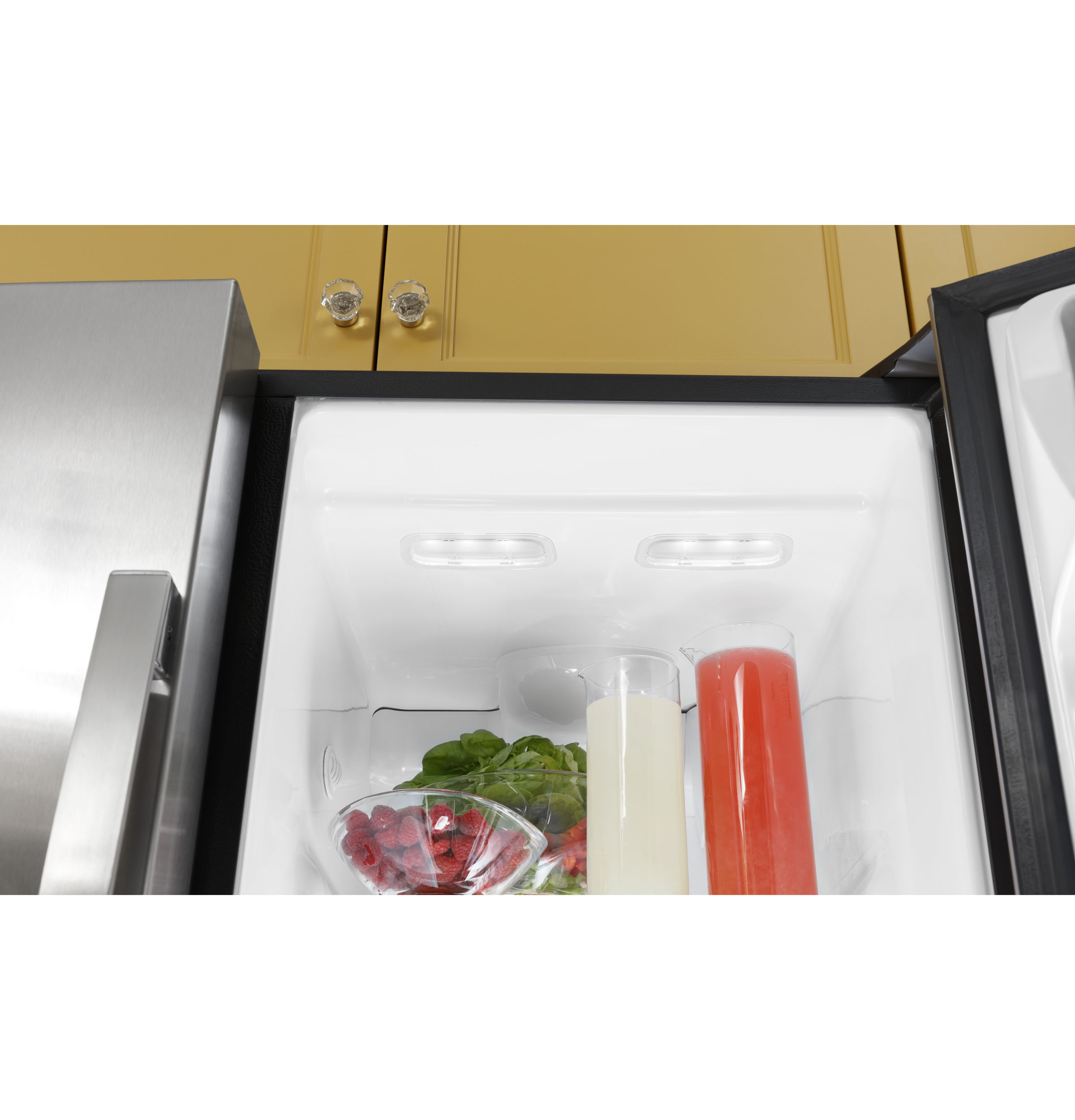 23.0 Cu. Ft. Side-By-Side Refrigerator GSS23GGPWW