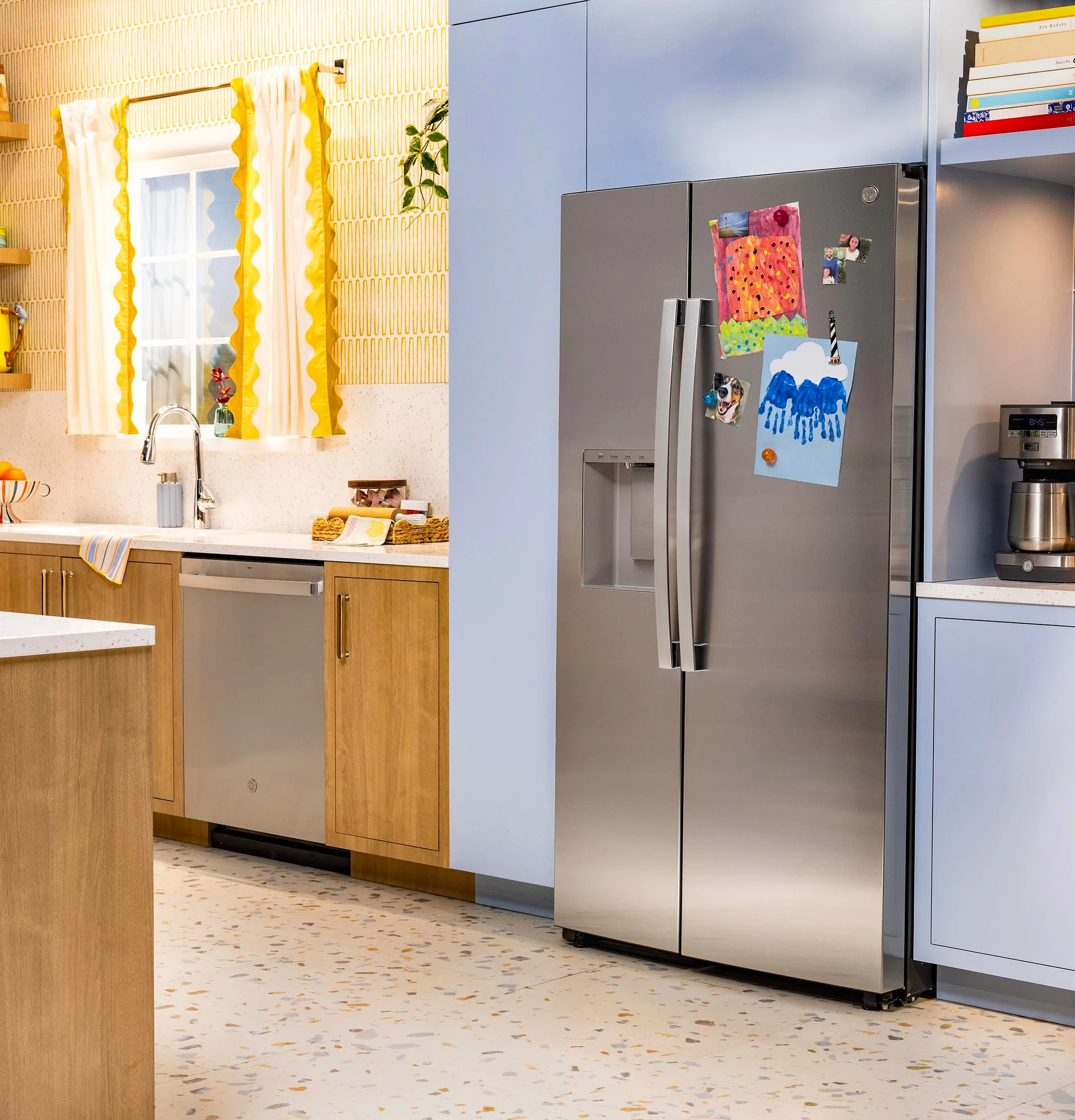 Ge® 27.9 Cu. Ft. Side-by-side Refrigerator With Extra Tall Dispenser And In-door Icemaker GSS28NYYFS