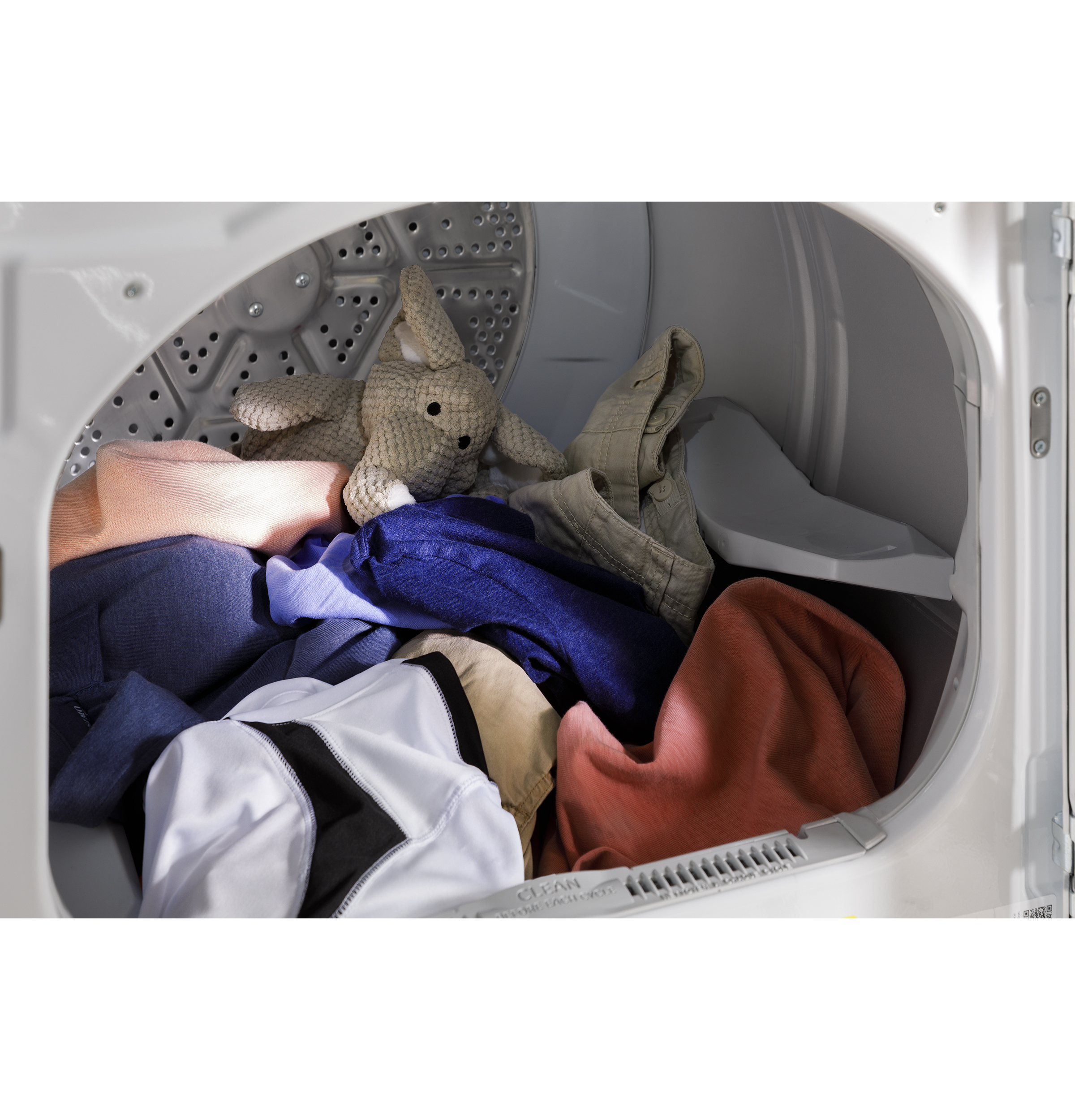 7.4 cu. ft. Capacity Electric Dryer with Up To 120 ft. Venting and Sensor Dry GTD58EBSVWS