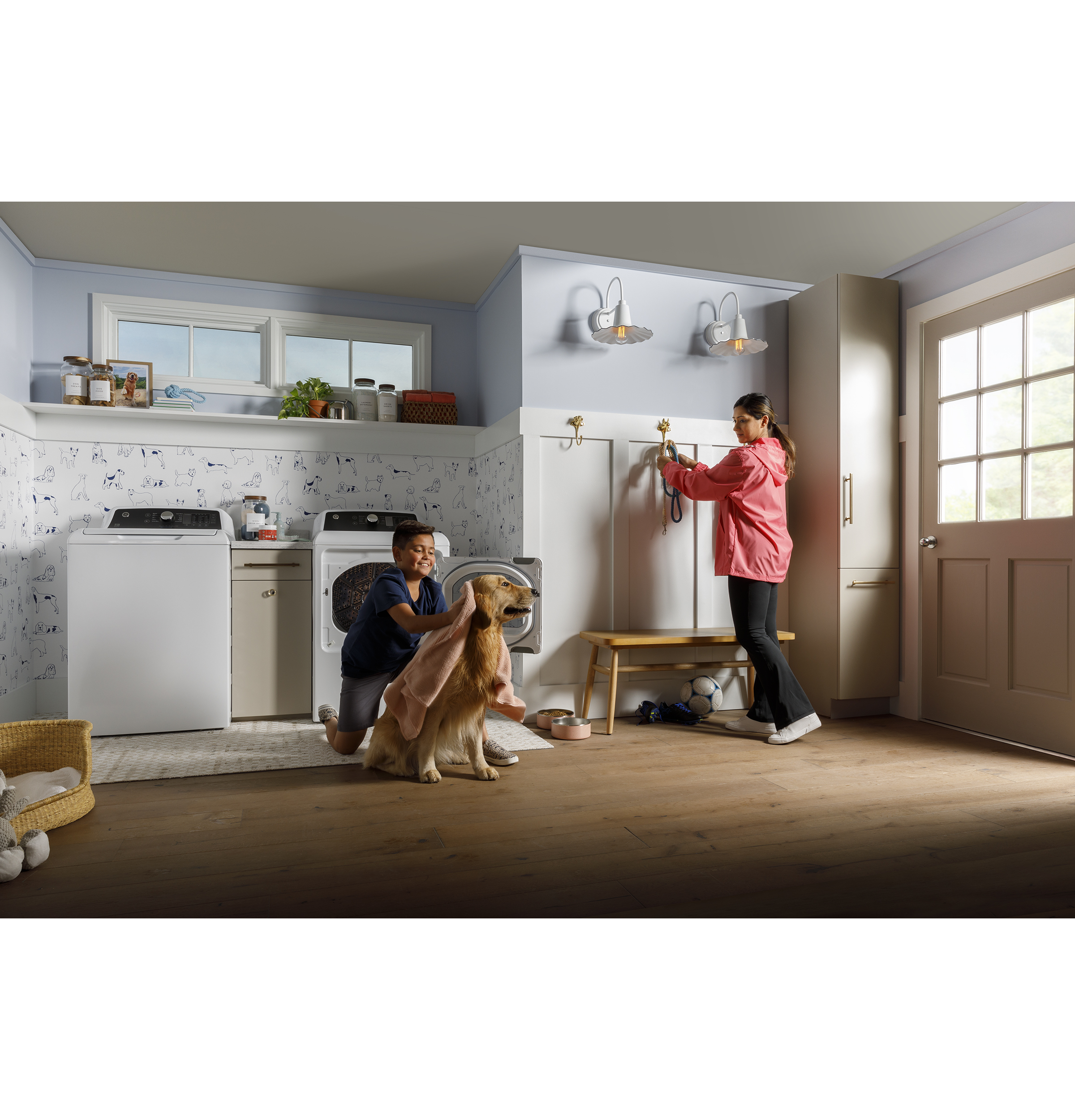 7.4 cu. ft. Capacity Gas Dryer with Up To 120 ft. Venting and Sensor Dry GTD58GBSVWS