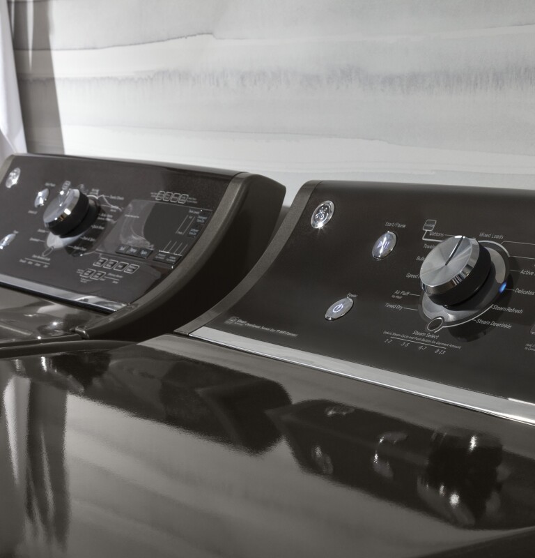 7.8 cu. ft. capacity gas dryer with stainless steel drum and steam GTD86GSPJMC