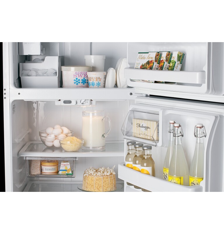 18.1 Cu. Ft. Top-Freezer Refrigerator GTH18GBDWW