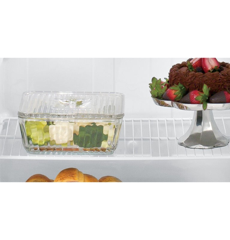 16.5 Cu. Ft. Top-Freezer Refrigerator GTN17DBECC