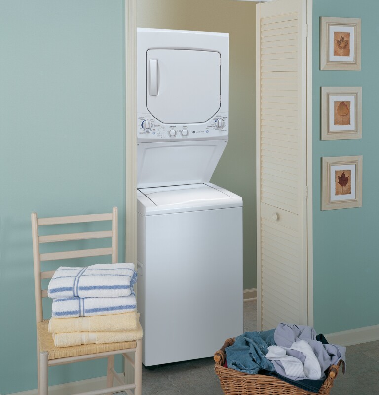 Unitized Spacemaker 2.2 DOE cu. ft. Washer and 4.4 cu. ft. Electric Dryer GTUP240EMWW