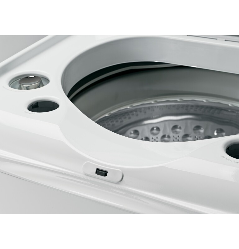 5.1 DOE cu. ft. capacity washer with SmartDispense Technology GTW860SSJWS