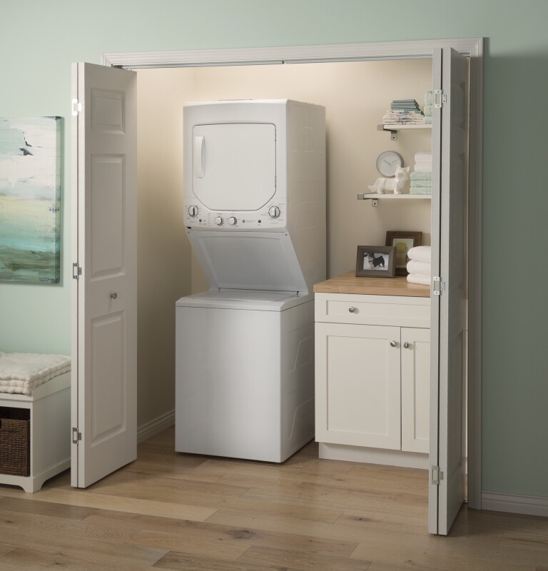 Unitized Spacemaker 2.3 cu. ft. Capacity Washer with Stainless Steel Basket and 4.4 cu. ft. Capacity Electric Dryer GUD24ESSMWW