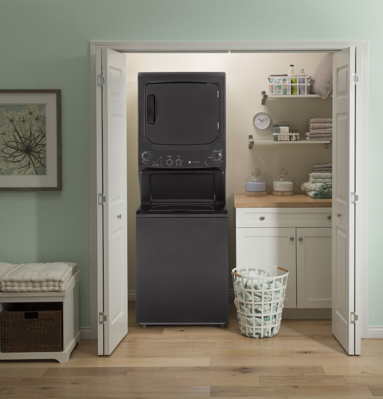 Unitized Spacemaker 3.8 cu. ft. Capacity Washer with Stainless Steel Basket and 5.9 cu. ft. Capacity Gas Dryer GUD27GSPMDG