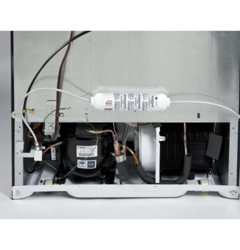 In-line Water Filtration System For Refrigerators Or Icemakers GXRTDR