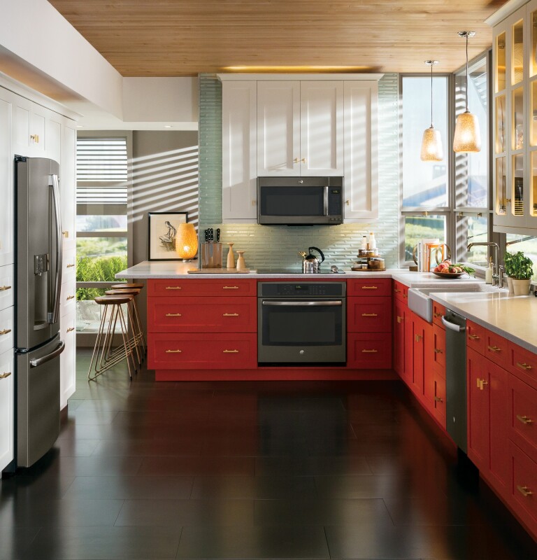 22.1 Cu. Ft. Counter-Depth French-Door Refrigerator GYE22KMHES