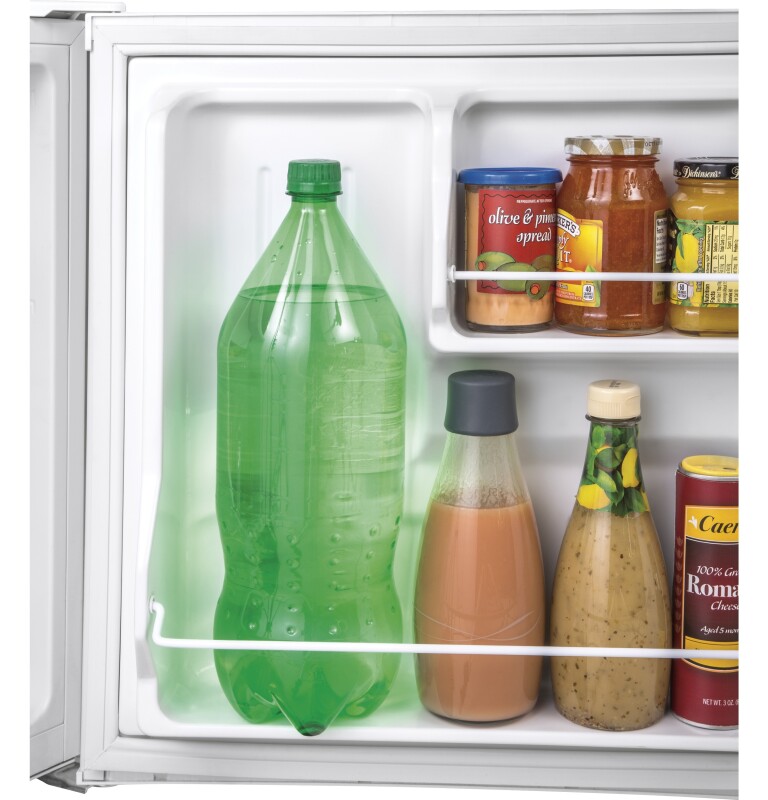 1.7 Cu. Ft. ENERGY STAR® Qualified Compact Refrigerator1.7 Cu. Ft. ENERGY STAR® Qualified Compact Refrigerator HC17SF15RW