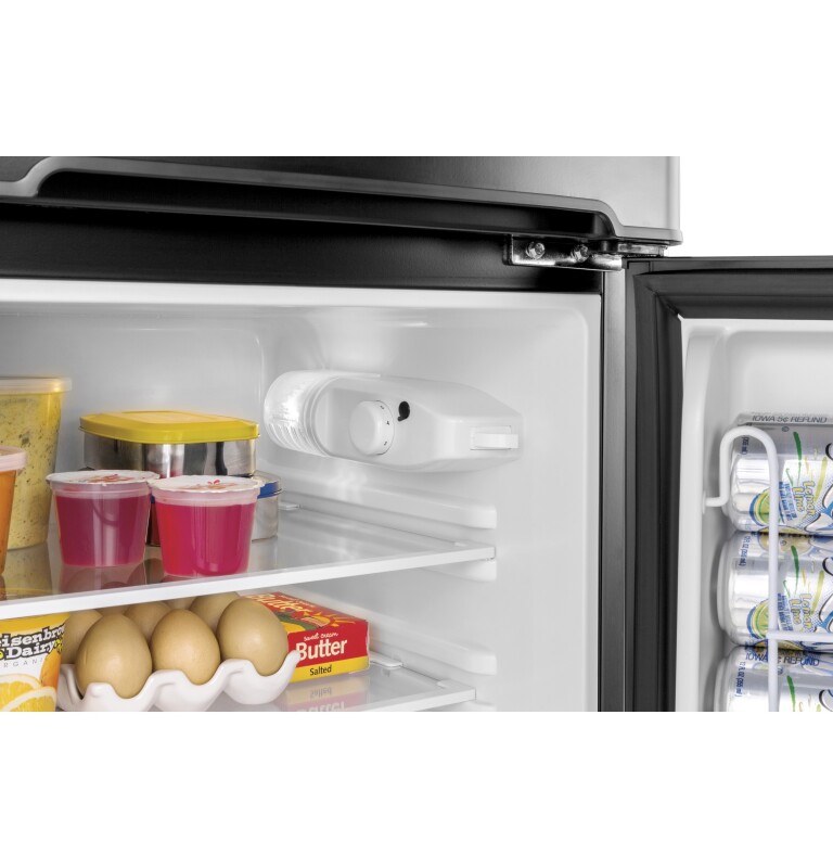 3.2 Cu. Ft. Compact Refrigerator3.2 Cu. Ft. Compact Refrigerator HC32TW10SB