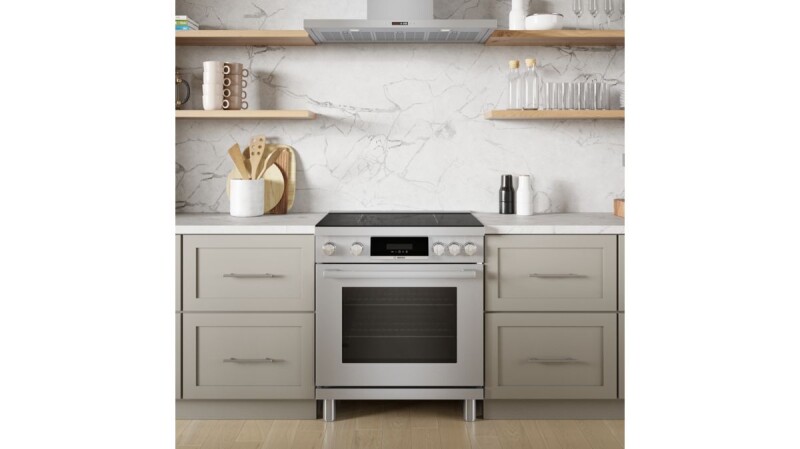 800 Series Induction freestanding range HIS8055U