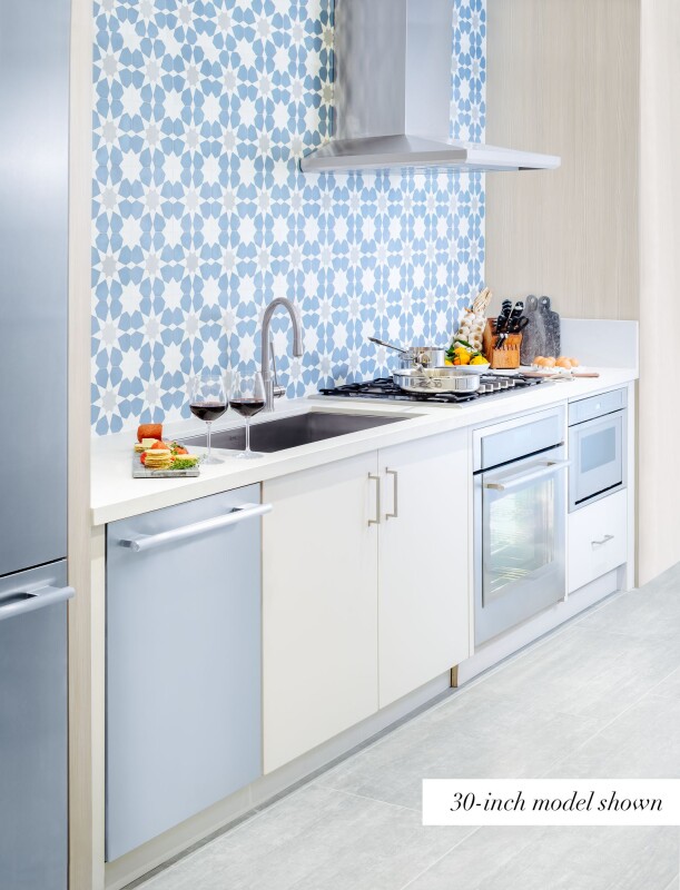 Masterpiece Pyramid Chimney Wall Hood 36" HMCB36WS