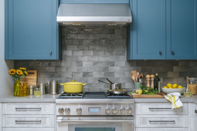 Masterpiece Low-Profile Wall Hood 36" HMWB361WS