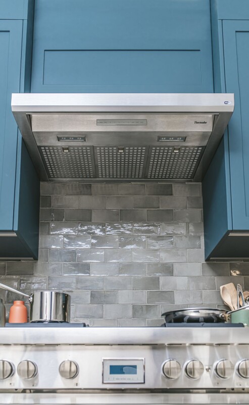 Masterpiece Low-Profile Wall Hood 36" HMWB361WS
