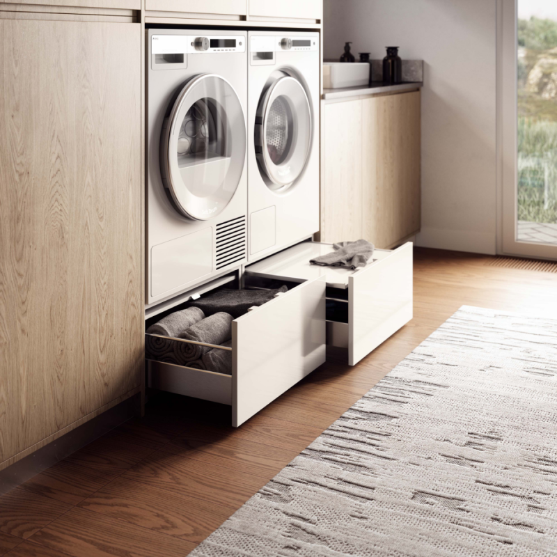 Pull-out drawer for laundry HPS5323W