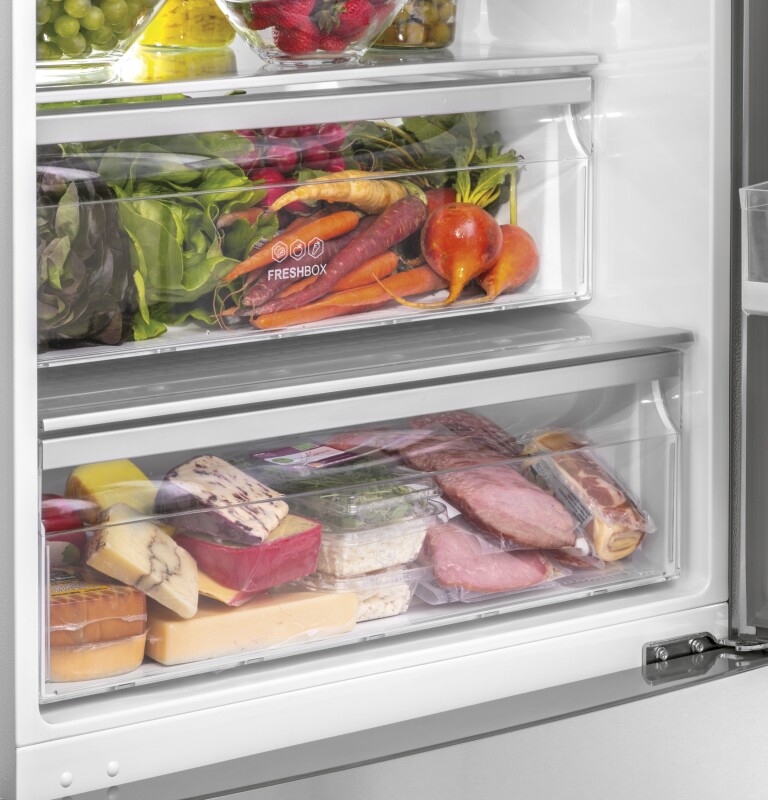 Haier ENERGY STAR® 15 Cu. Ft. Bottom Freezer RefrigeratorHaier ENERGY STAR® 15 Cu. Ft. Bottom Freezer Refrigerator HRB15N3BGS