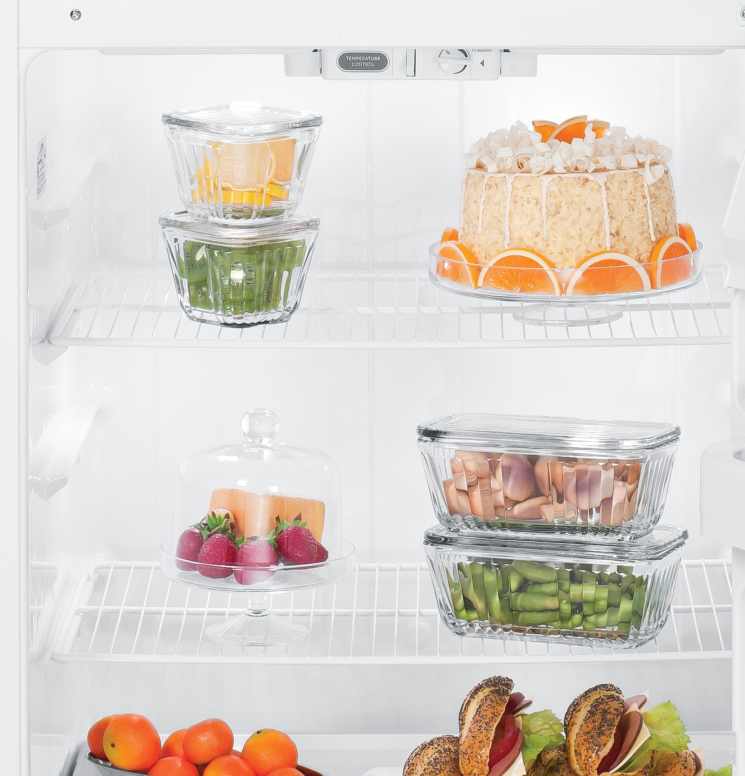 15.6 Cu. Ft. Top-Freezer Refrigerator HTR16BBERWW