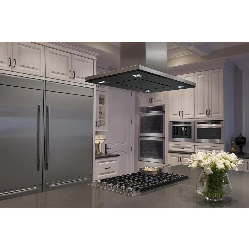 36” Panel-Ready Built-In Bottom-Freezer Refrigerator (Right-Hand Door Swing) JB36NXFXRE