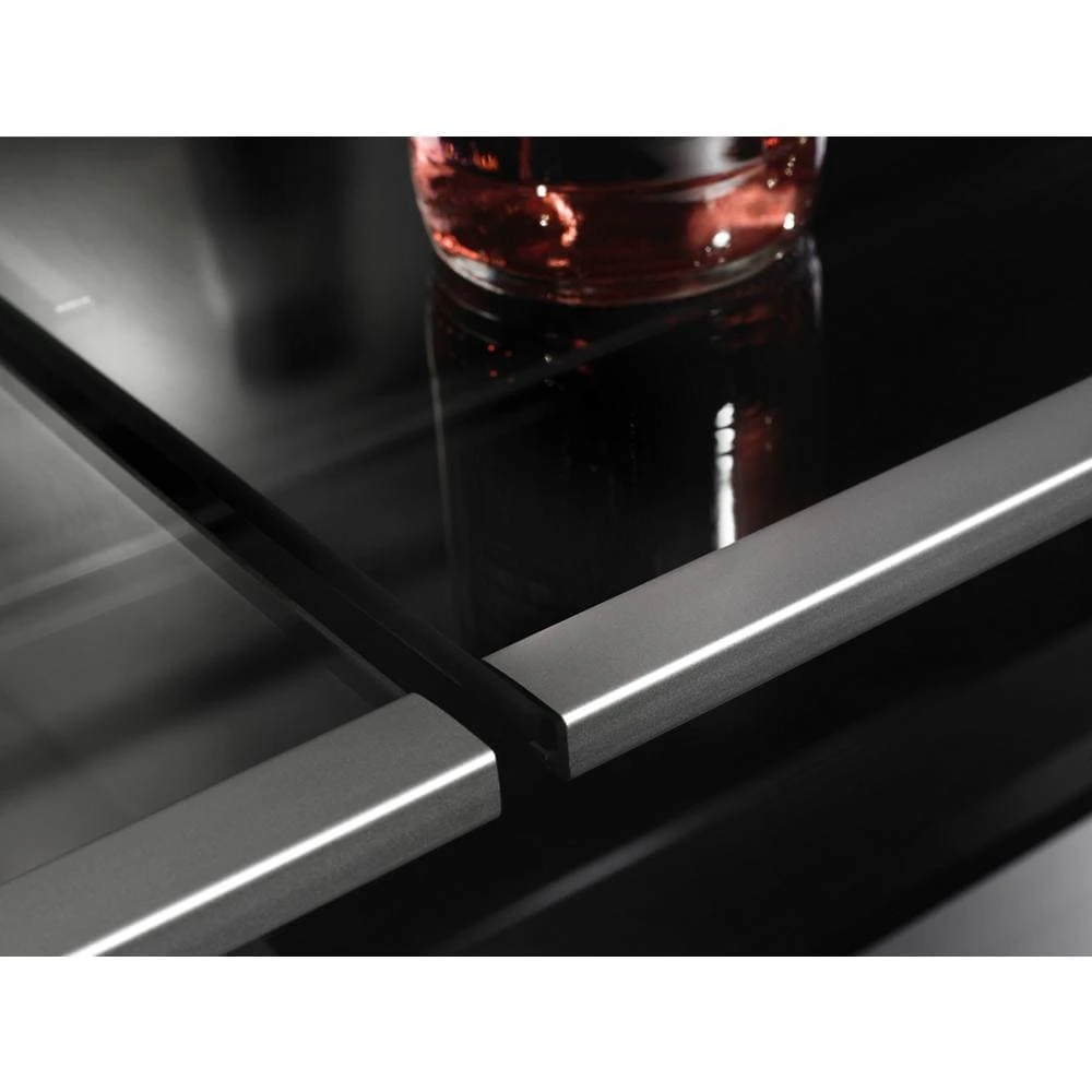 36” Panel-Ready Built-In Bottom-Freezer Refrigerator (Right-Hand Door Swing) JB36NXFXRE