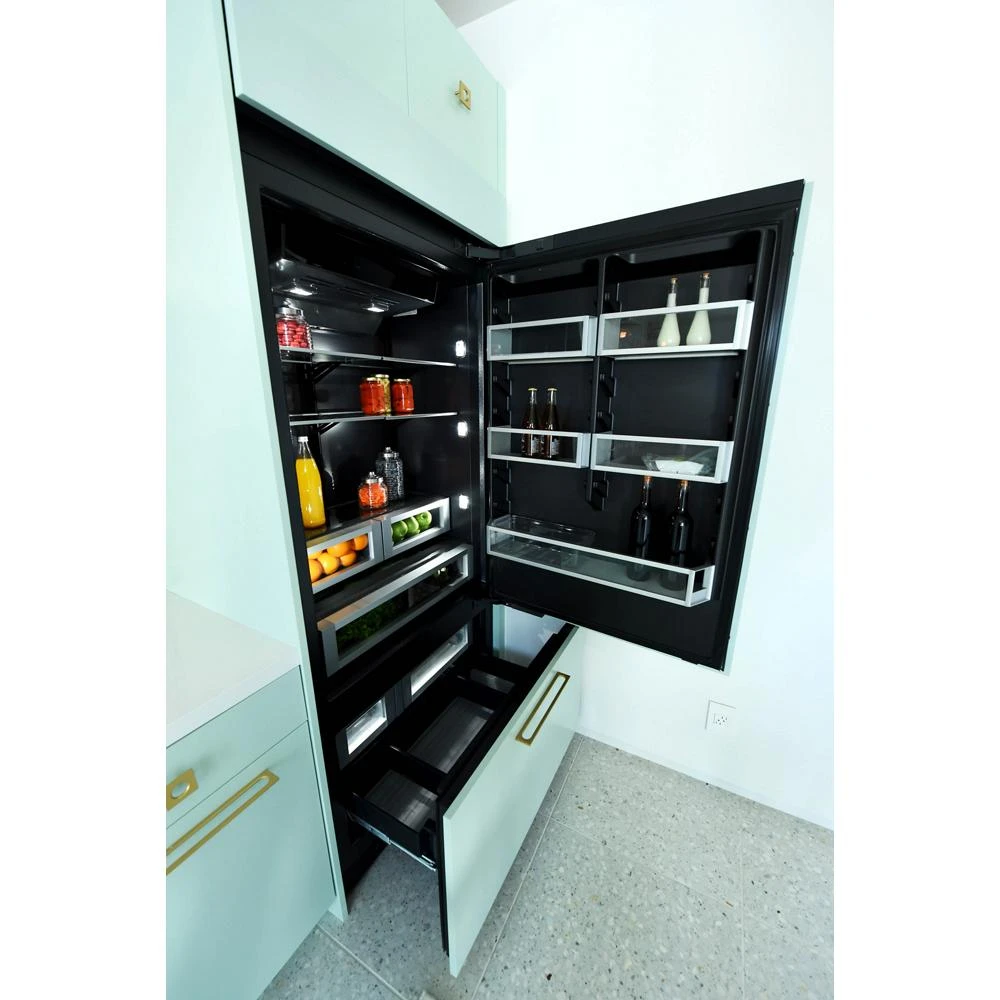 36” Panel-Ready Built-In Bottom-Freezer Refrigerator (Right-Hand Door Swing) JB36NXFXRE