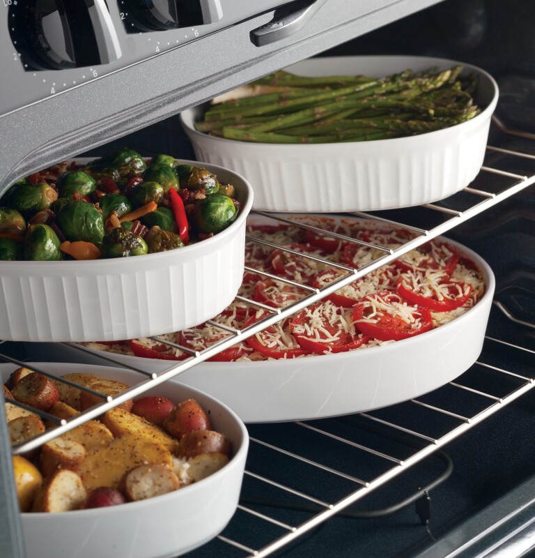 30" Free-Standing Electric Range JB450DFBB