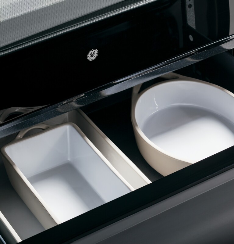 30" Free-Standing Electric Range JB450DFBB