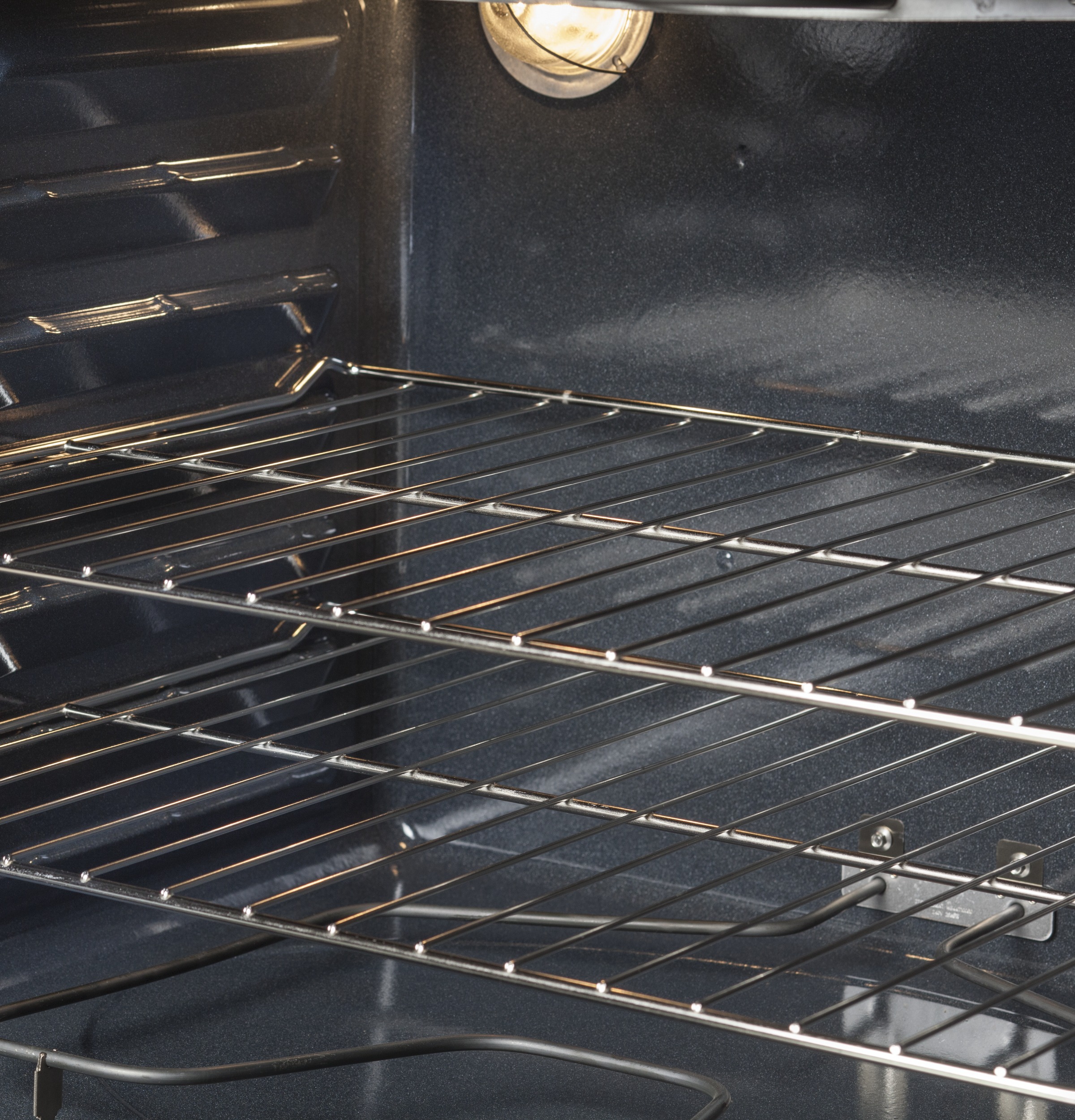 30" Free-Standing Electric Range JB645DKBB